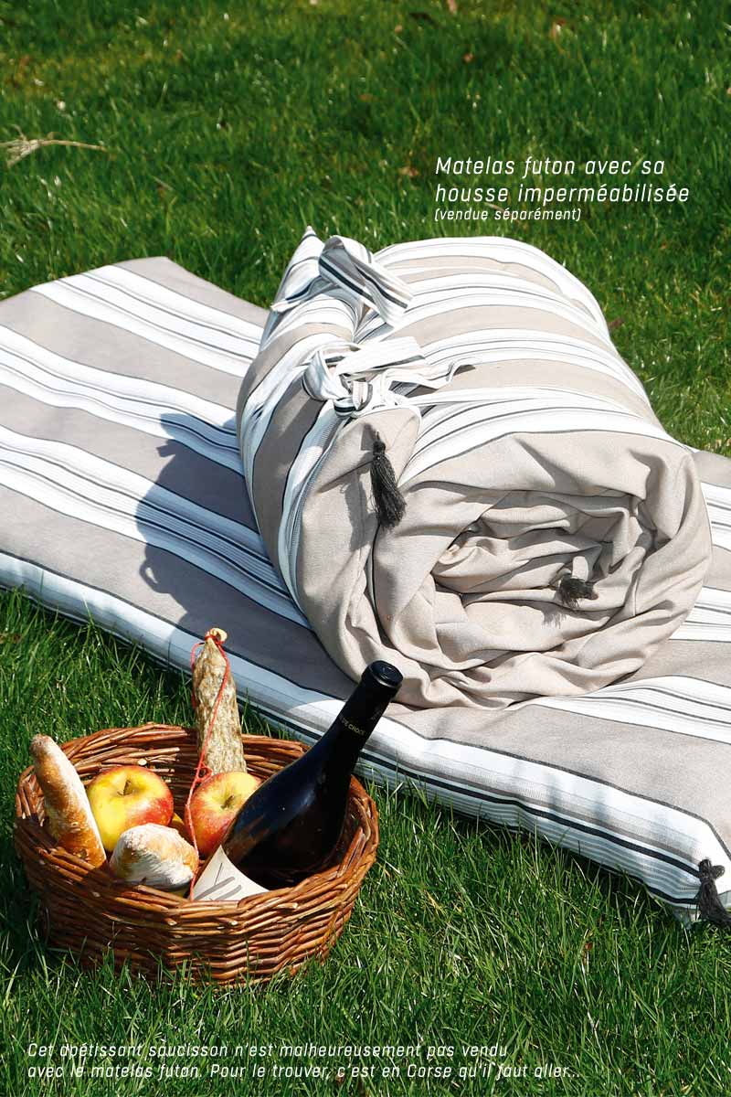 Housse futon pour l'extérieur Missègle fabricant français de housse